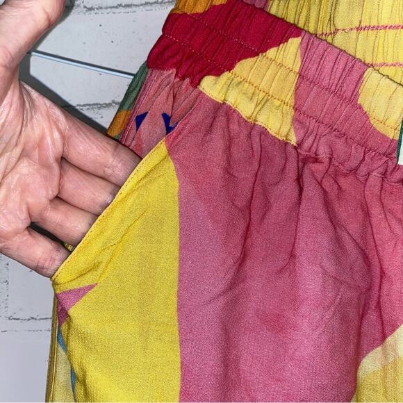 NWT FARM Rio $179 Tropical Sunset Uni Short Size Small NEW sz Small - Picture 10 of 15